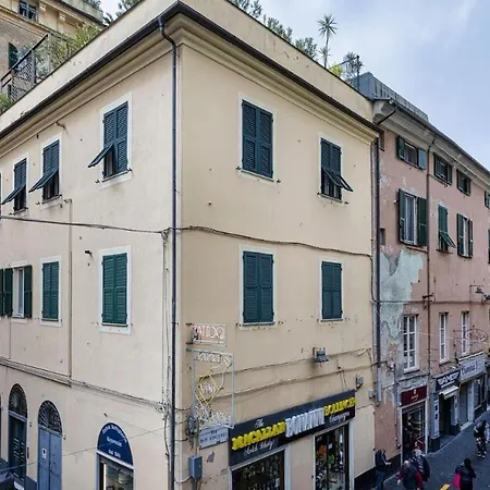 Luminous And Charming In Center Appartamento Genova