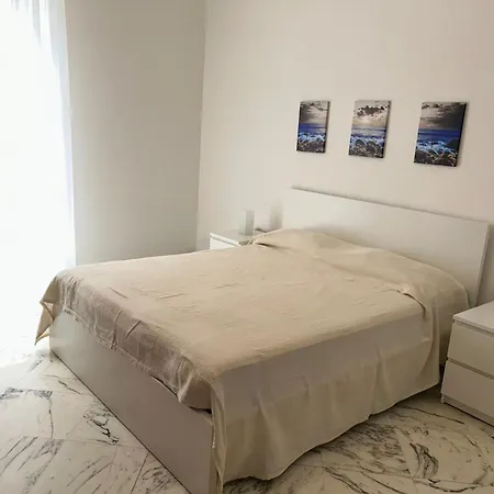 Apartment Luminous And Charming In Center *